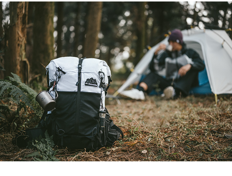 Naturehike batoh Hydrogen 30+5l 1,1kg - bílý